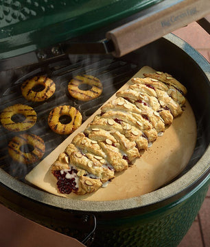 Big Green Egg 'Half convEGGtor Stone' - Smoked Bbq Co