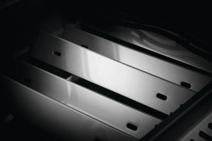 Napoleon Rogue Series 425 RSE With Infrared Rear & Side Burner - Easter Special Ends 11/4/23 - Smoked Bbq Co