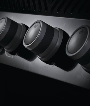 Napoleon Rogue Series 625 RXT With Infrared Side Burner - Easter Special Ends 11/4/23 - Smoked Bbq Co